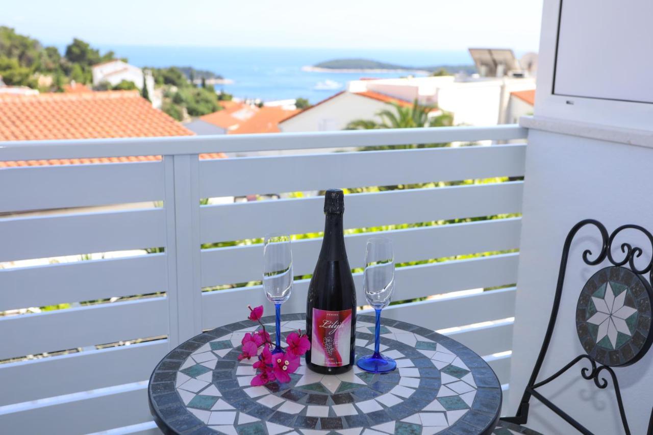 Stella Maris, Hvar - Rooms With A Balcony And A Stunning Sea View Hvar Town Exteriér fotografie